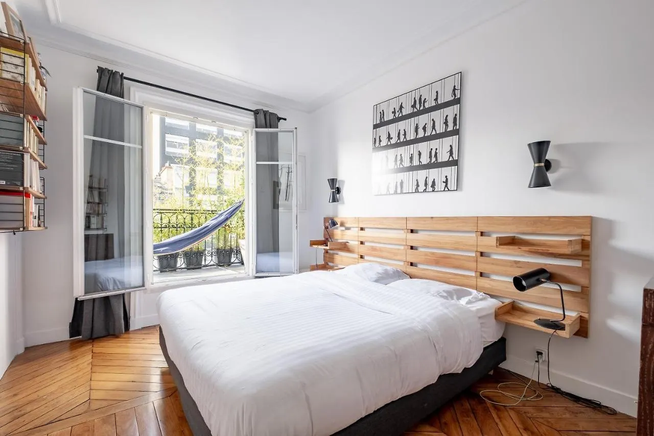 Veeve - Spire View Apartment Paris 0*,